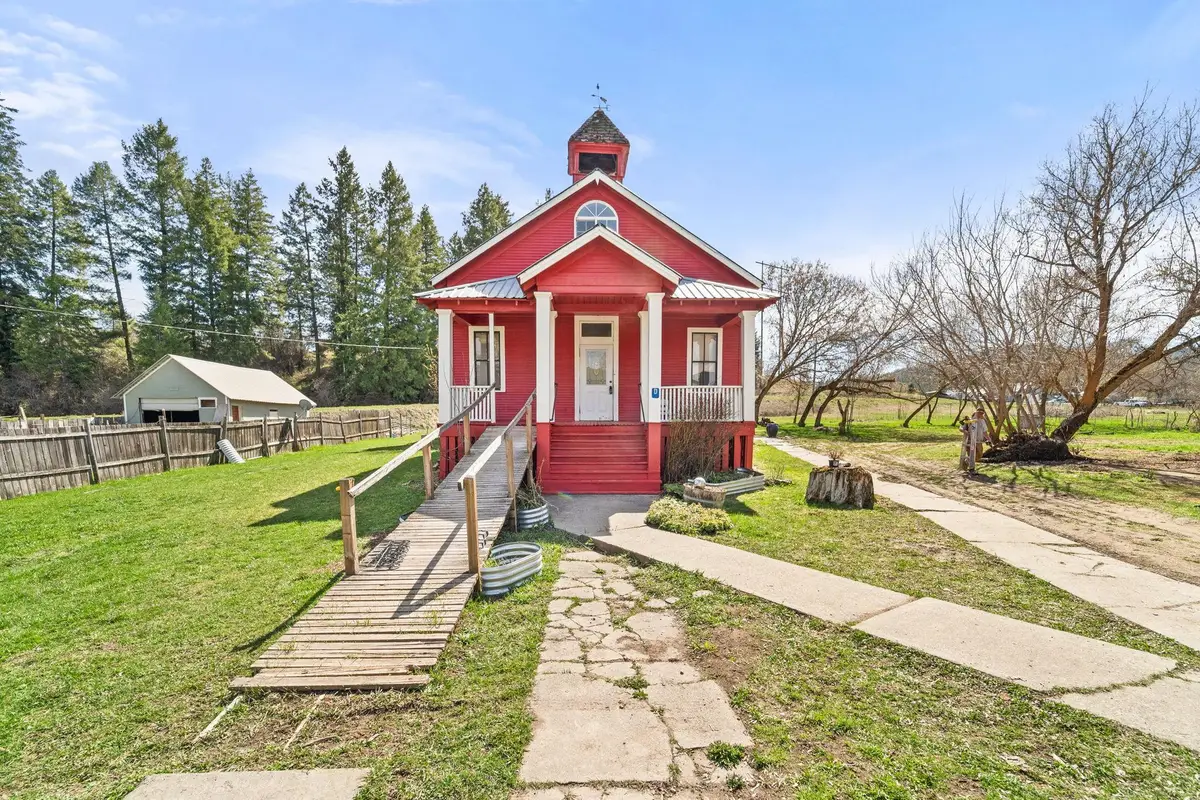 1696D Blue Creek Rd, Chewelah, WA 99109 - #1