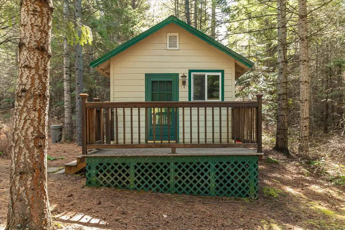 963 Thompson Rd, Elk, WA 99009 - #1