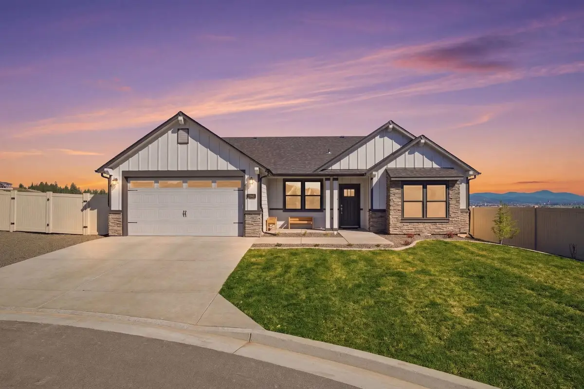 1500 S Moen Ct, Greenacres, WA 99016 - #1