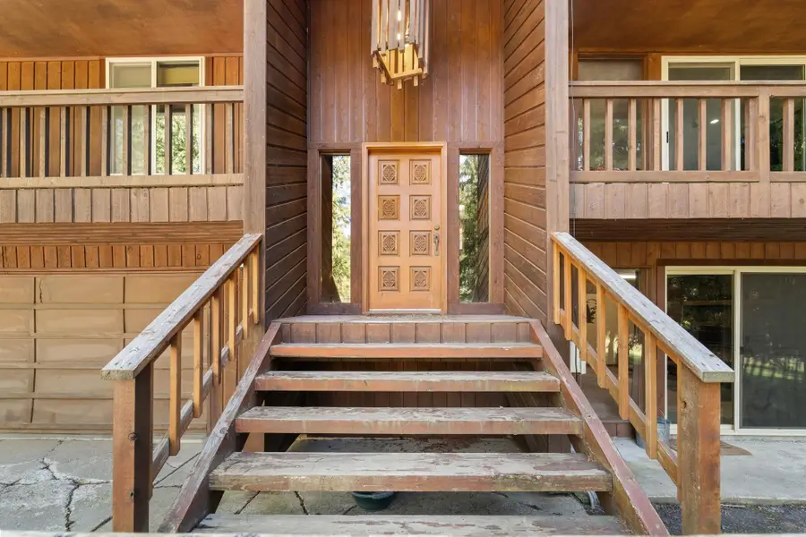 22616 N Creeger Ln, Mead, WA 99021 - #2