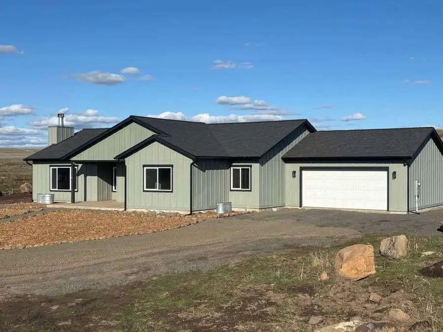 12213 S Stangland Rd, Medical Lake, WA 99022 - #2