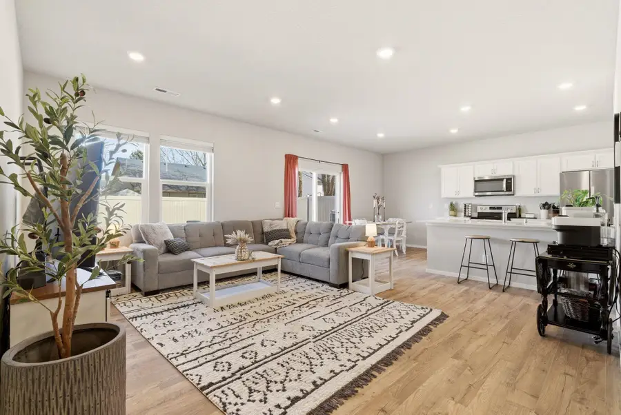 1916 N Drummond Ct, Spokane Valley, WA 99016 - #2