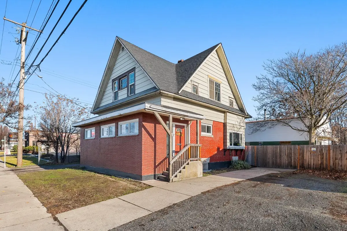 2012 N Ruby St, Spokane, WA 99207-2264 - #1