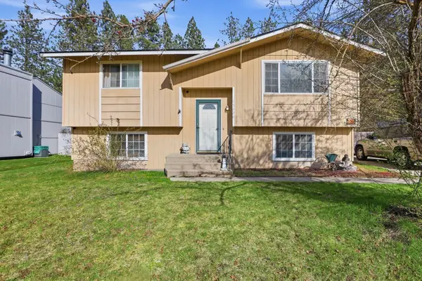 15220 N Ferrall St, Mead, WA 99021