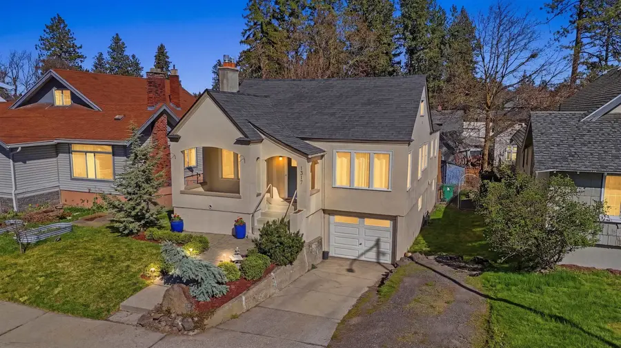 1317 S Grove St, Spokane, WA 99204 - #3