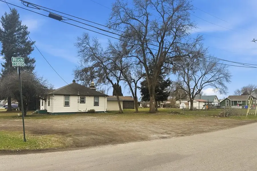 4319 N Evergreen Rd, Spokane Valley, WA 99216 - #3