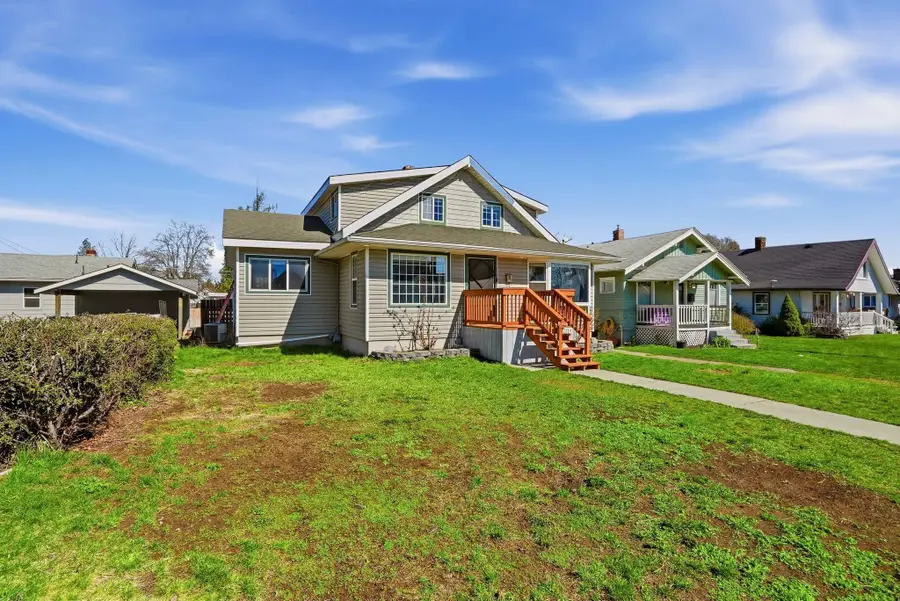 2314 W Carlisle Ave, Spokane, WA 99205 - #2