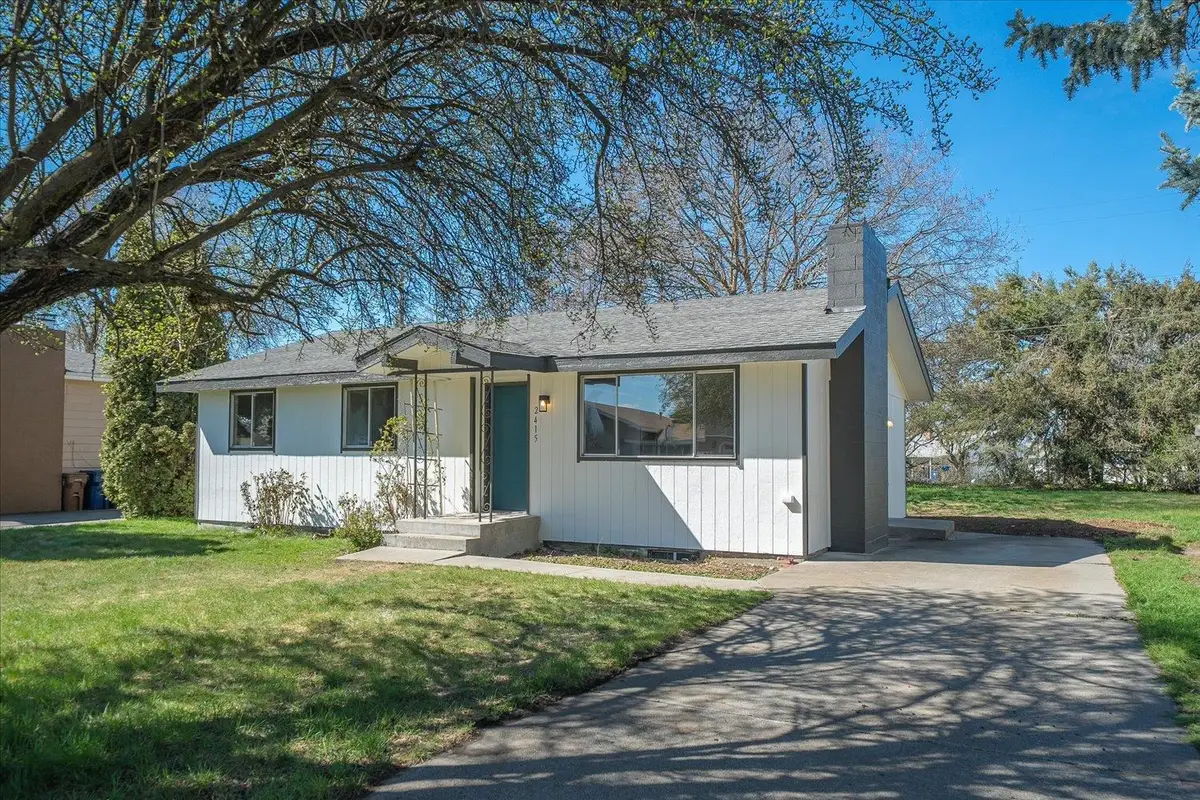 2415 N Myrtle St, Spokane, WA 99217 - #1