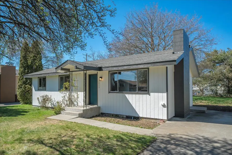 2415 N Myrtle St, Spokane, WA 99217 - #2