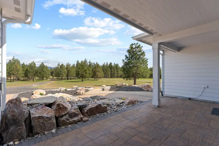 27907 N Bruce Rd, Chattaroy, WA 99003 - #3