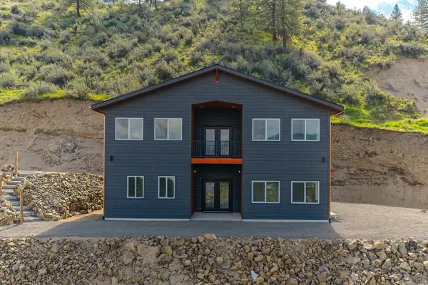 42840 N Buckhorn Dr, Deer Meadows, WA 99122