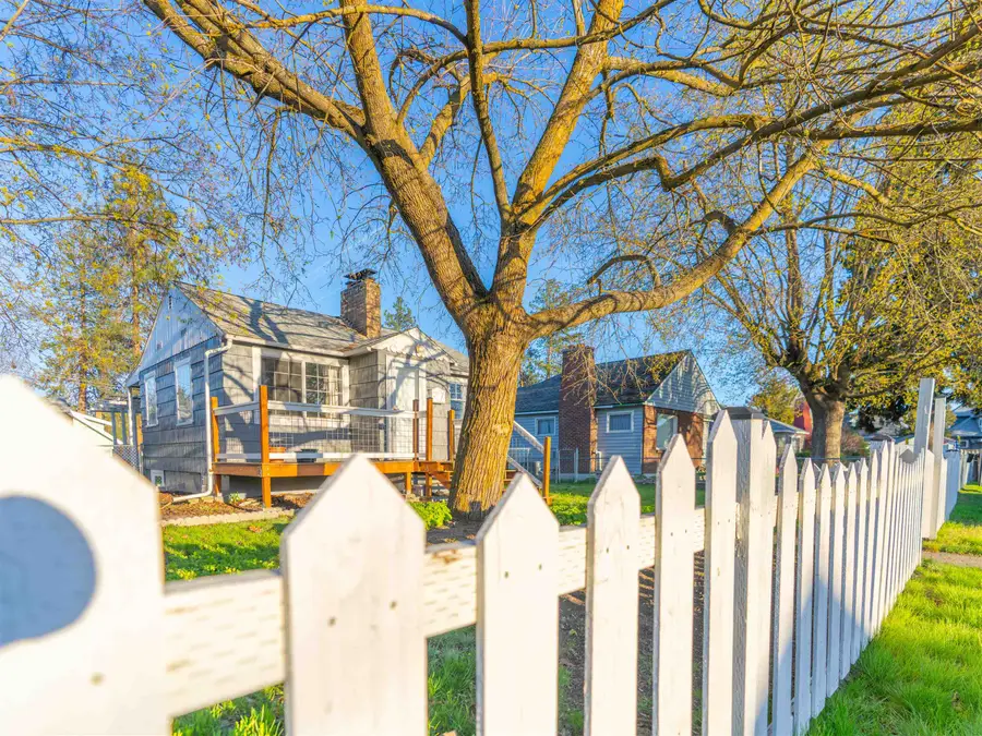 3614 N Madison St, Spokane, WA 99205 - #3