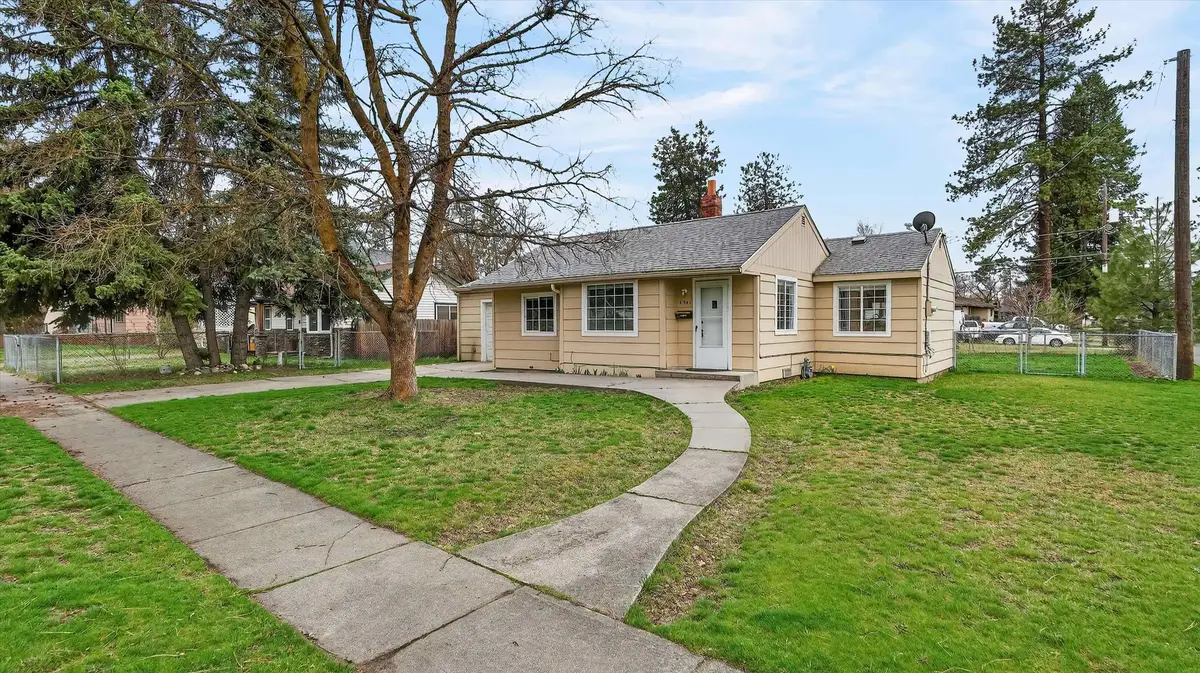 5341 N Driscoll Blvd, Spokane, WA 99205 - #1