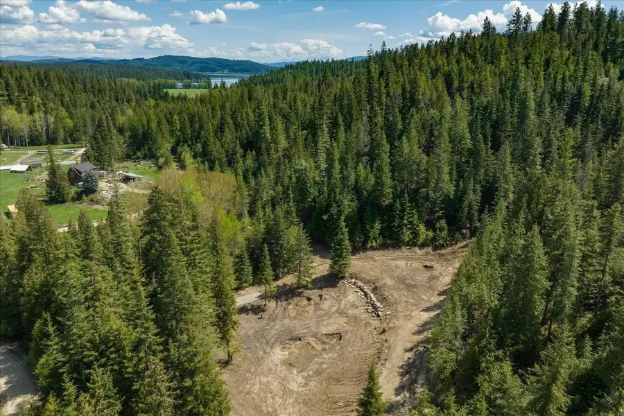 20104 E Mountain View Rd, Newman Lake, WA 99025 - #3