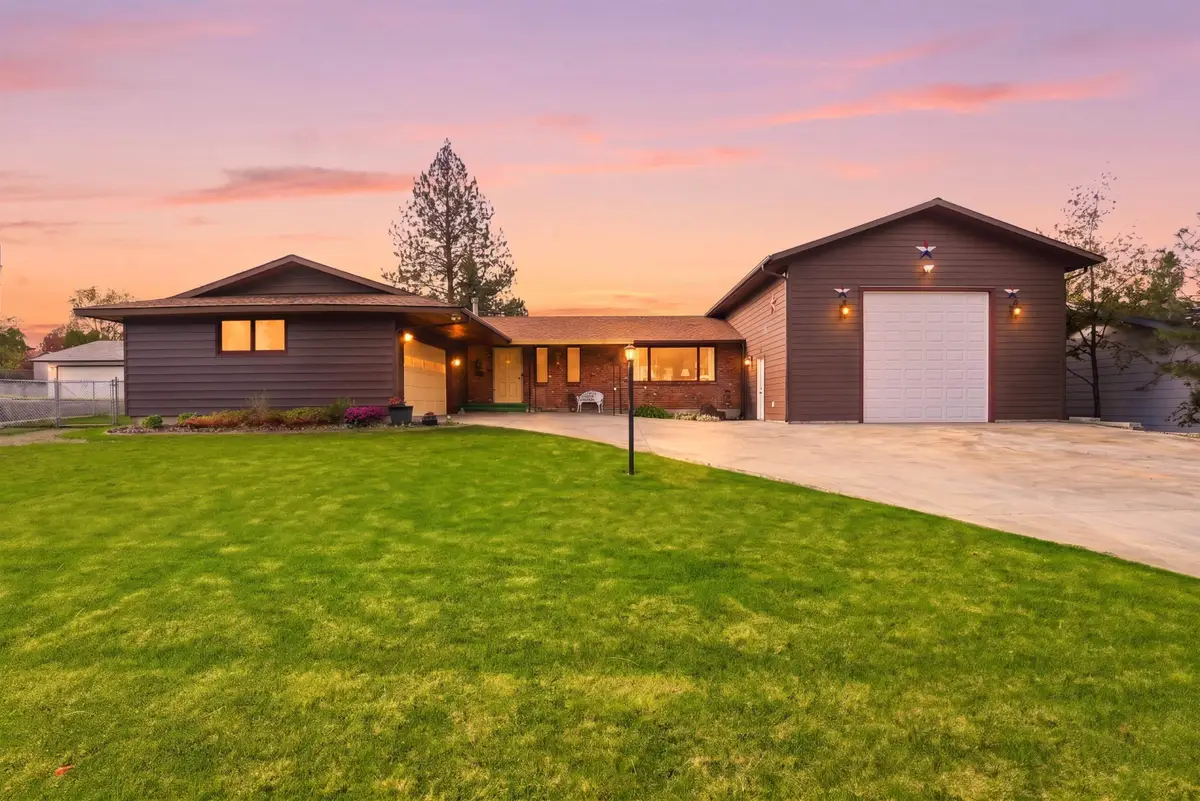 11116 E 24th Ave, Spokane Valley, WA 99206-5682 - #1