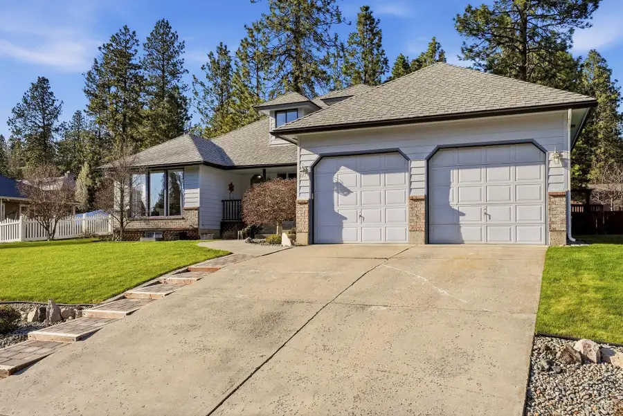 2006 W Wedgewood Ave, Spokane, WA 99208 - #3