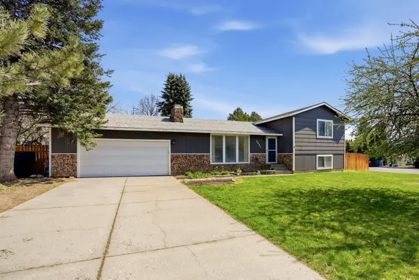 2021 S Calvin Rd, Veradale, WA 99037