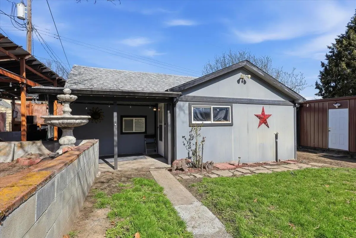 1103 E 12th Ave, Spokane, WA 99202 - #1