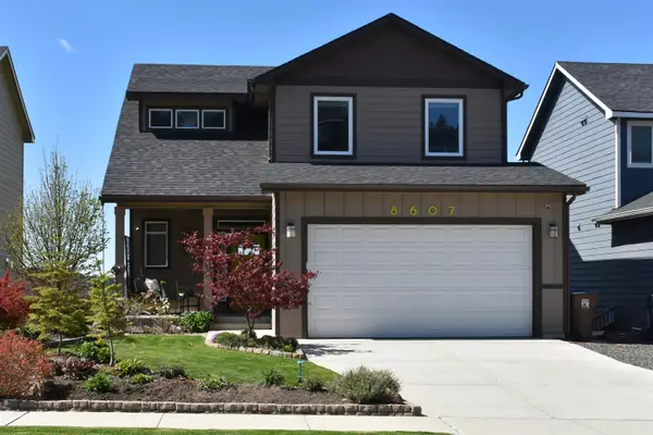 8607 N James Dr, Spokane, WA 99208