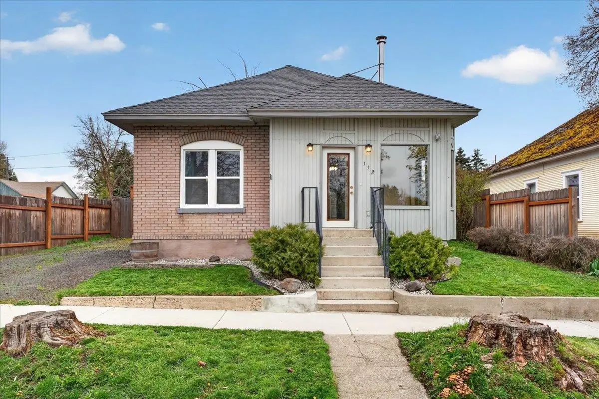 112 N College St, Tekoa, WA 99033 - #1