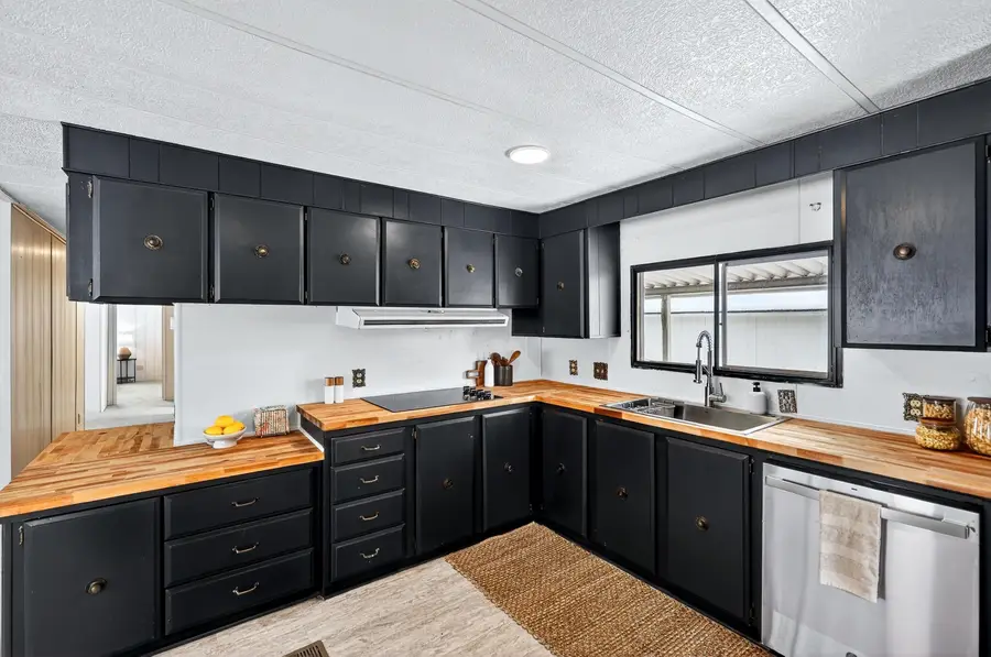 824 E Spence St, Medical Lake, WA 99022 - #3