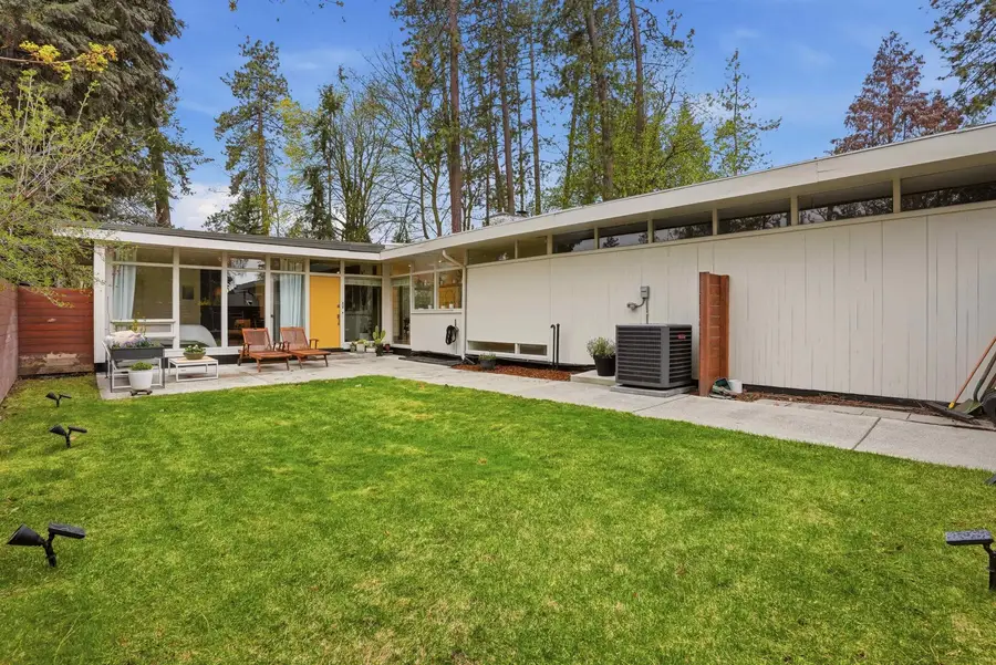 1022 E 28th Ave, Spokane, WA 99203 - #2