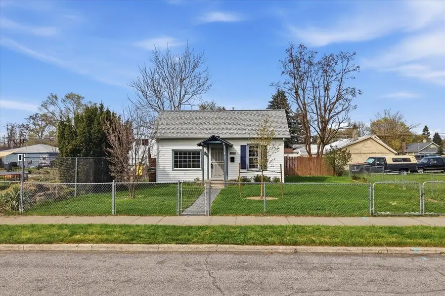 2223 E Sharp Ave, Spokane, WA 99202 - #3