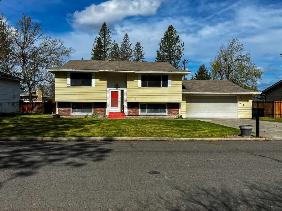 6005 N Oxford Dr, Spokane, WA 99208 - #3