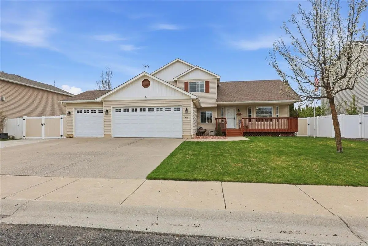 810 E Collin Ave, Medical Lake, WA 99022 - #1