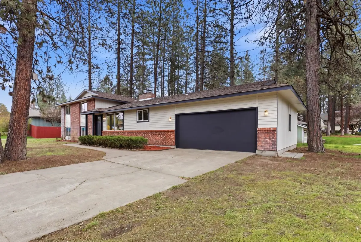 5611 W Lowell Ave, Spokane, WA 99208 - #1
