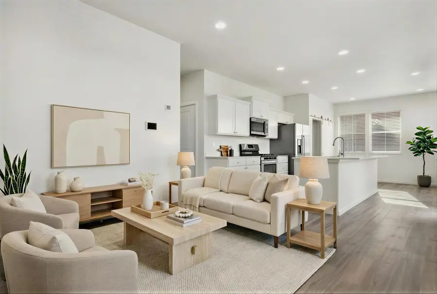 1007 N Viewmont Rd, Greenacres, WA 99016 - #3