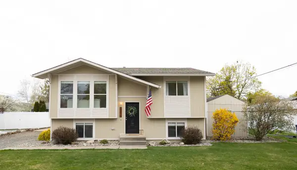 2216 S Cuba St, Spokane, WA 99223-5426