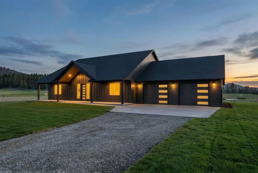 3942 L Gardenspot Rd, Loon Lake, WA 99148 - #2