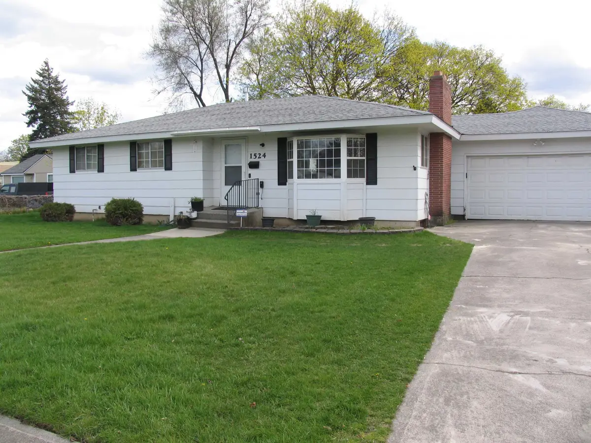 1524 E Crown Ave, Spokane, WA 99207 - #1