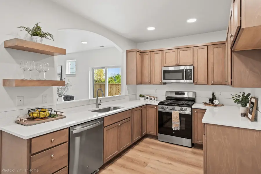 422 N Viewmont Ct, Greenacres, WA 99016 - #3