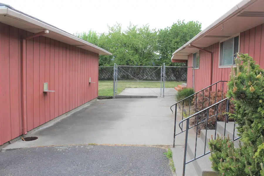 627 N Madelia St, Spokane, WA 99202 - #3