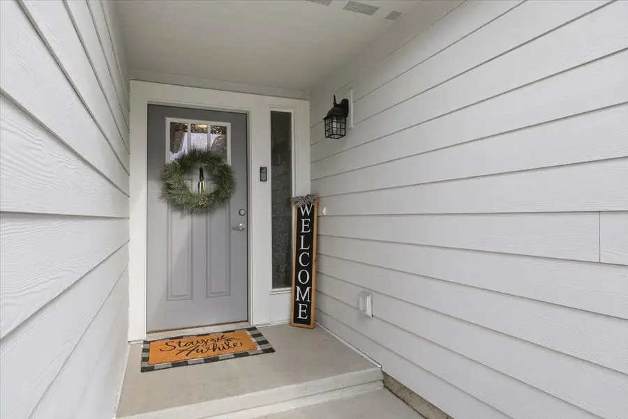 422 N Arc Ct, Spokane Valley, WA 99016 - #2