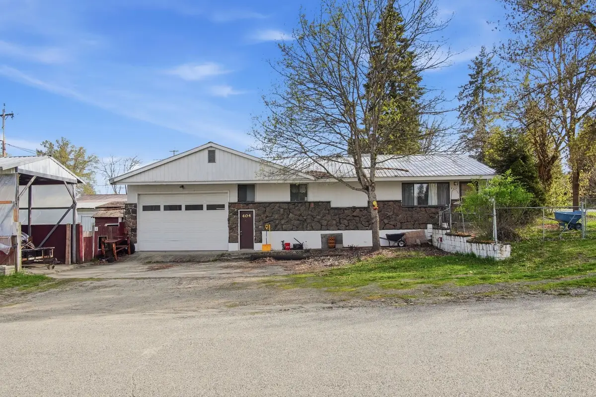 404 W Fir St, Newport, WA 99156 - #1