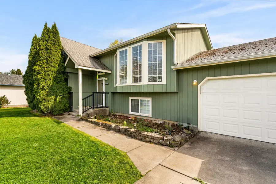 20010 E Grace Ln, Otis Orchards, WA 99027 - #3