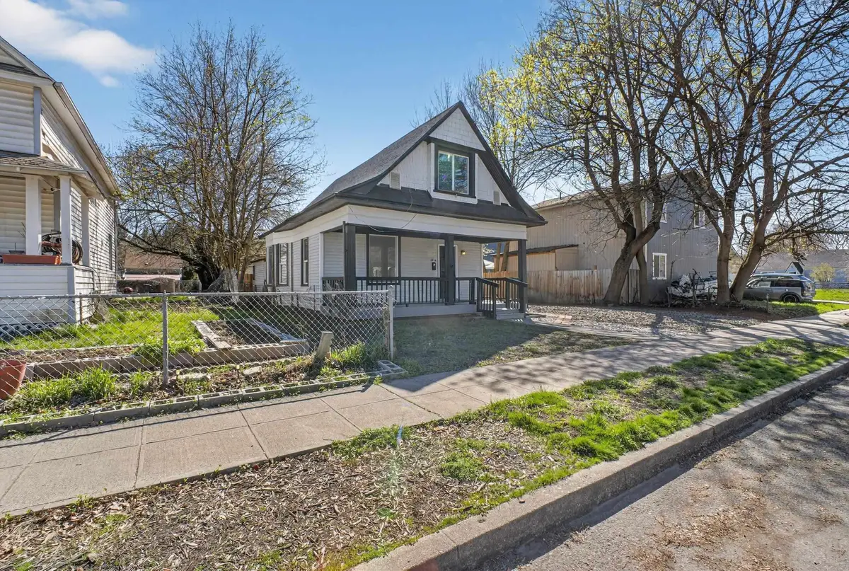 2514 E 5th Ave, Spokane, WA 99202 - #1