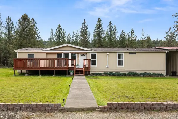 27711 W Long Lake Rd, Ford, WA 99013