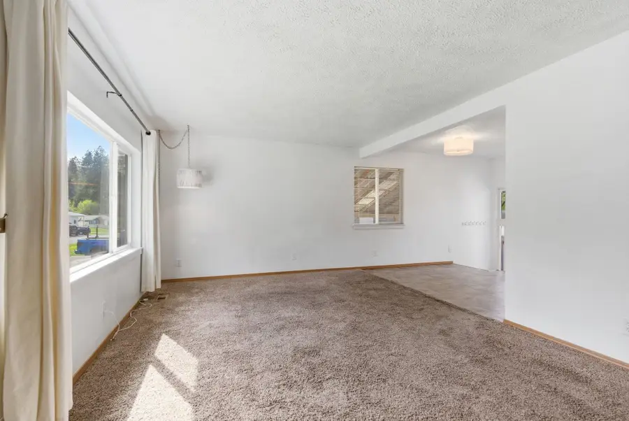 3711 E 12th Ave, Spokane, WA 99202 - #3