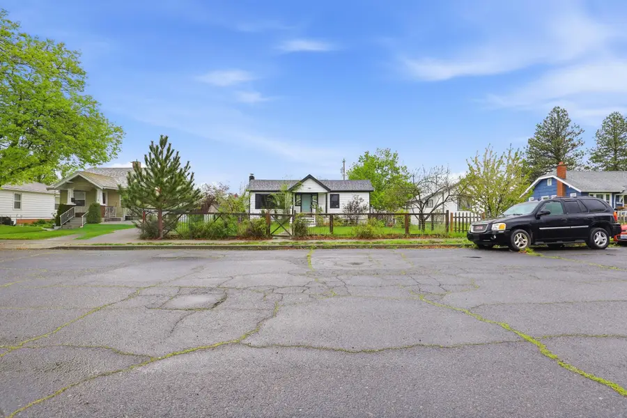 4807 N Howard St, Spokane, WA 99205 - #2