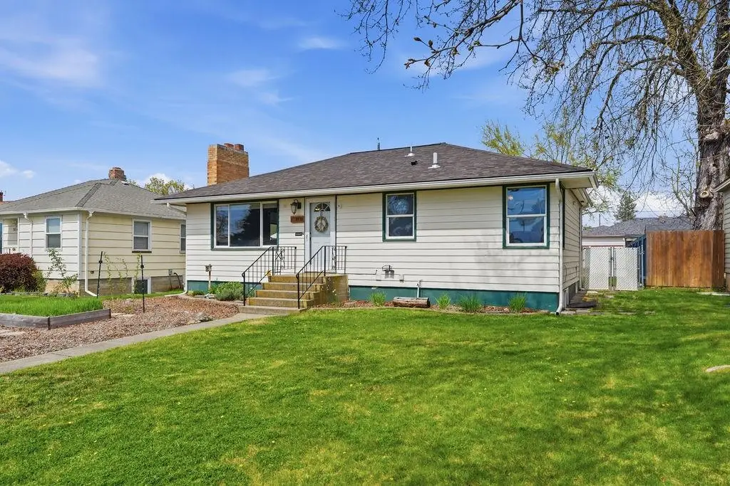 3808 W Rockwell Ave, Spokane, WA 99205 - #1