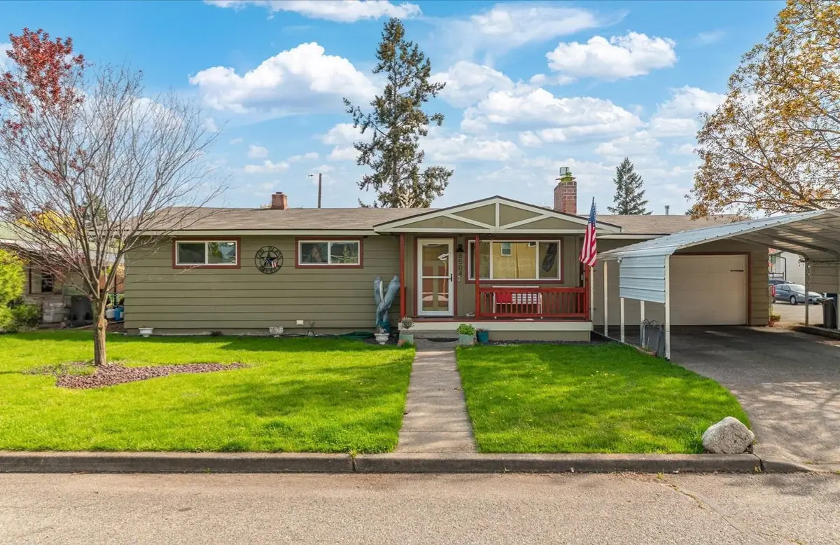 8504 E Mansfield Ave, Spokane, WA 99212 - #1