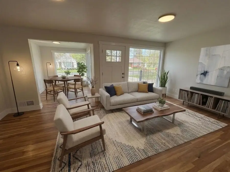 1028 E 40th Ave, Spokane, WA 99203 - #3