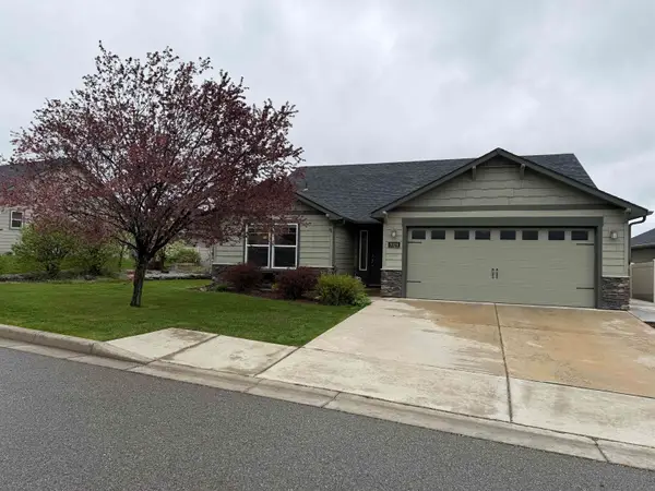 7028 S Woodhaven Dr, Spokane, WA 99224