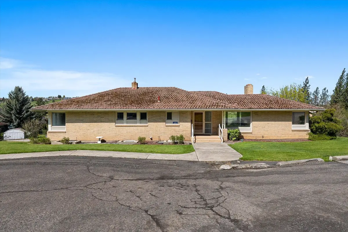 608 S G St, Colfax, WA 99111 - #1