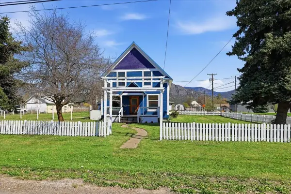 707 S 2nd W St, Chewelah, WA 99109