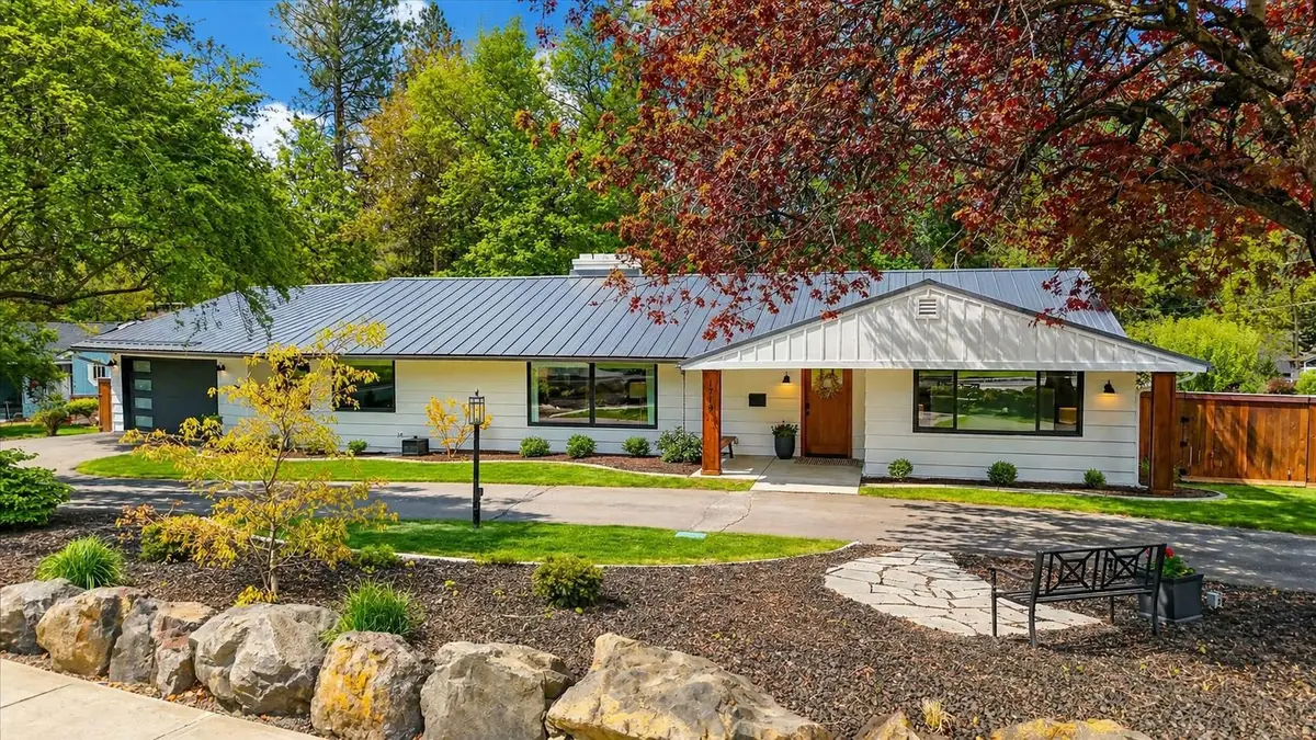 1719 S Rockwood Blvd, Spokane, WA 99203 - #1
